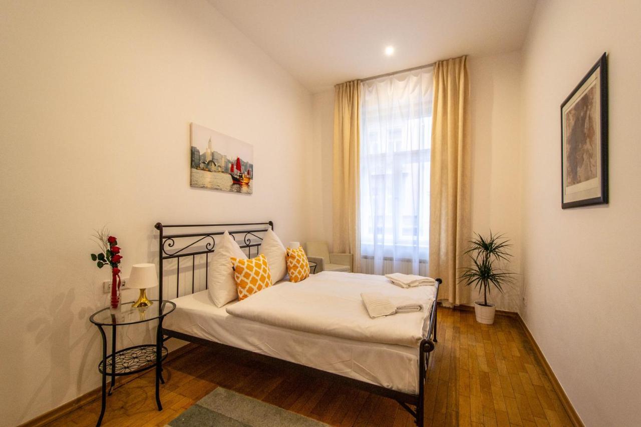 Vojtesska Apartment By Ruterra Πράγα Εξωτερικό φωτογραφία