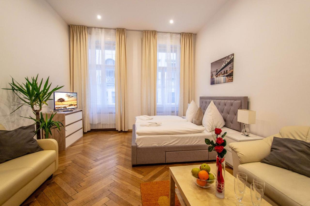 Vojtesska Apartment By Ruterra Πράγα Εξωτερικό φωτογραφία
